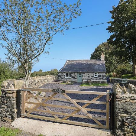 Bodfeurig Farm Cottage Бангор Екстериор снимка