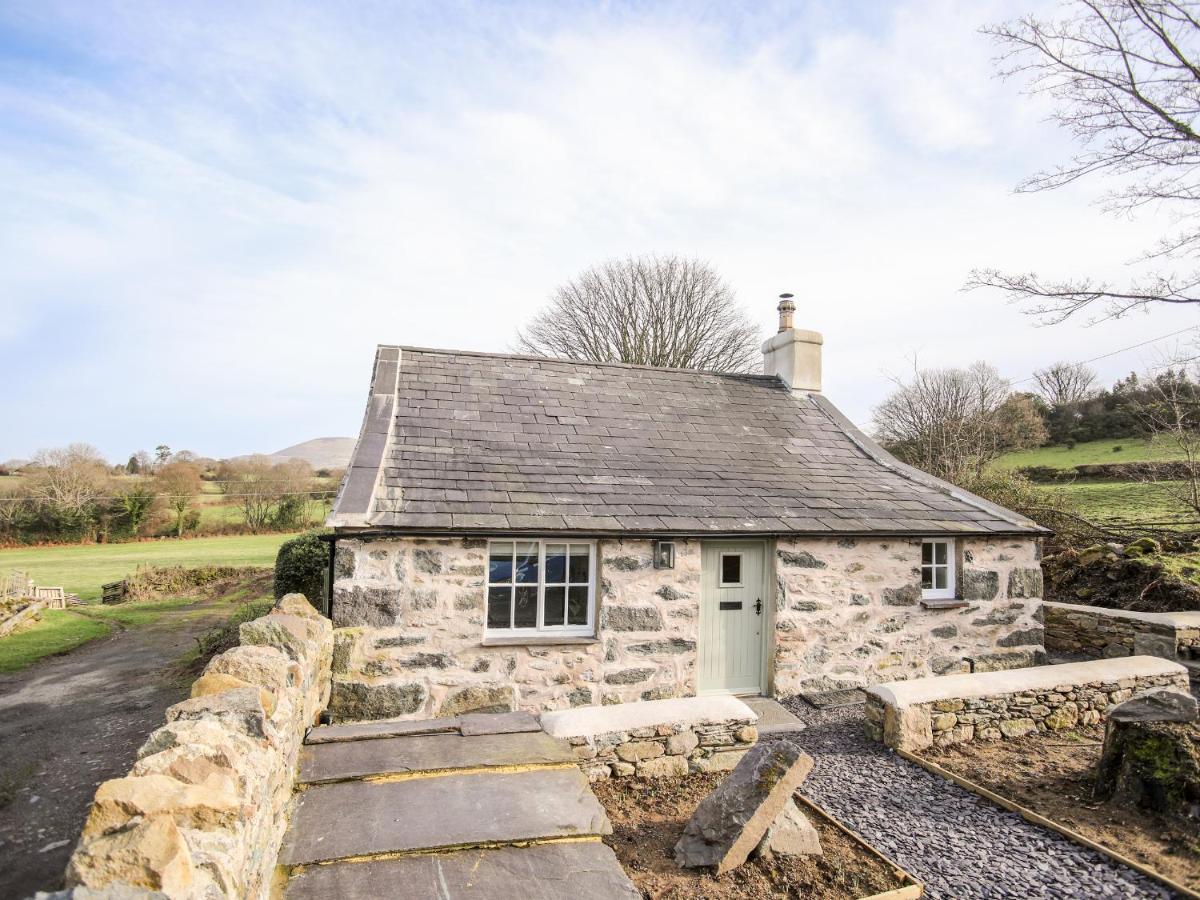 Bodfeurig Farm Cottage Бангор Екстериор снимка